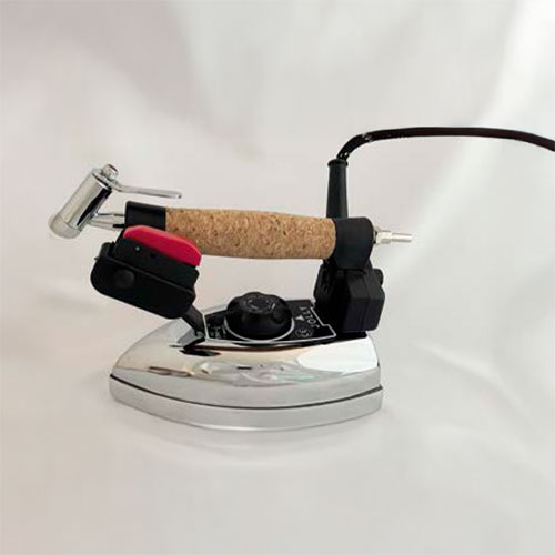 Ferro de engomar Jolly  com Nebulizador Kg. 1,750