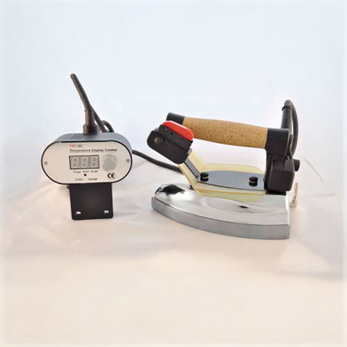 Ferro de engomar eletronic  com caixa 2F Kg. 1,700