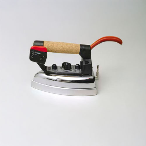 Ferro de engomar profissional  V.P. Kg. 1,500 (Iron Profissional)